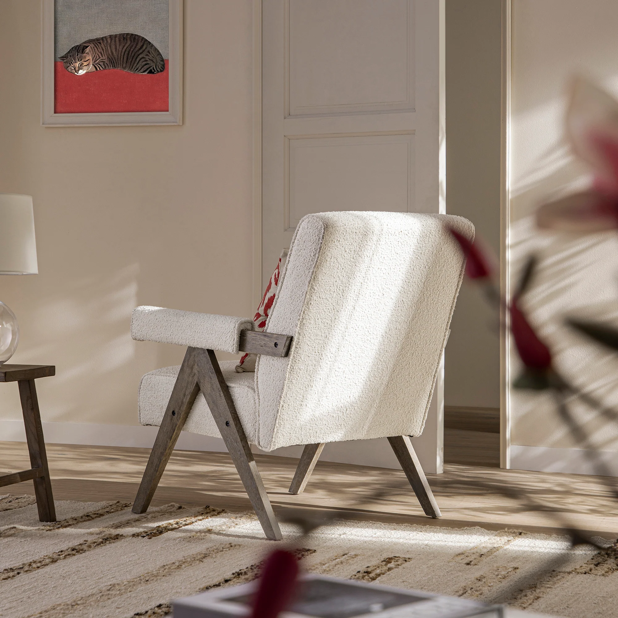 Chinnor Beige Boucle Weathered Oak Frame Accent Chair - Image 3