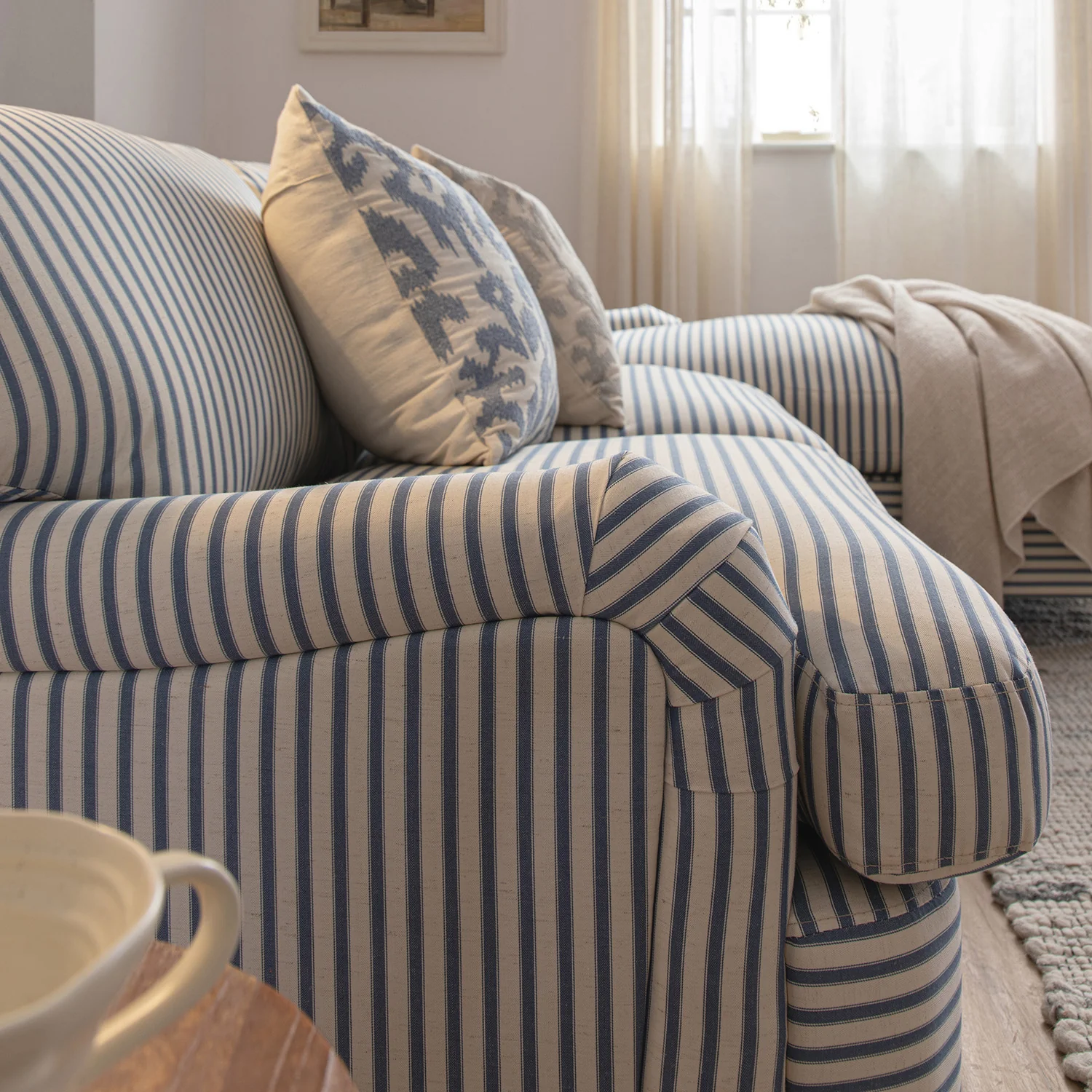 Daphnis Blue Striped Linen Blend Sofa Bed, Grande Chaise Right Hand Facing - Image 7