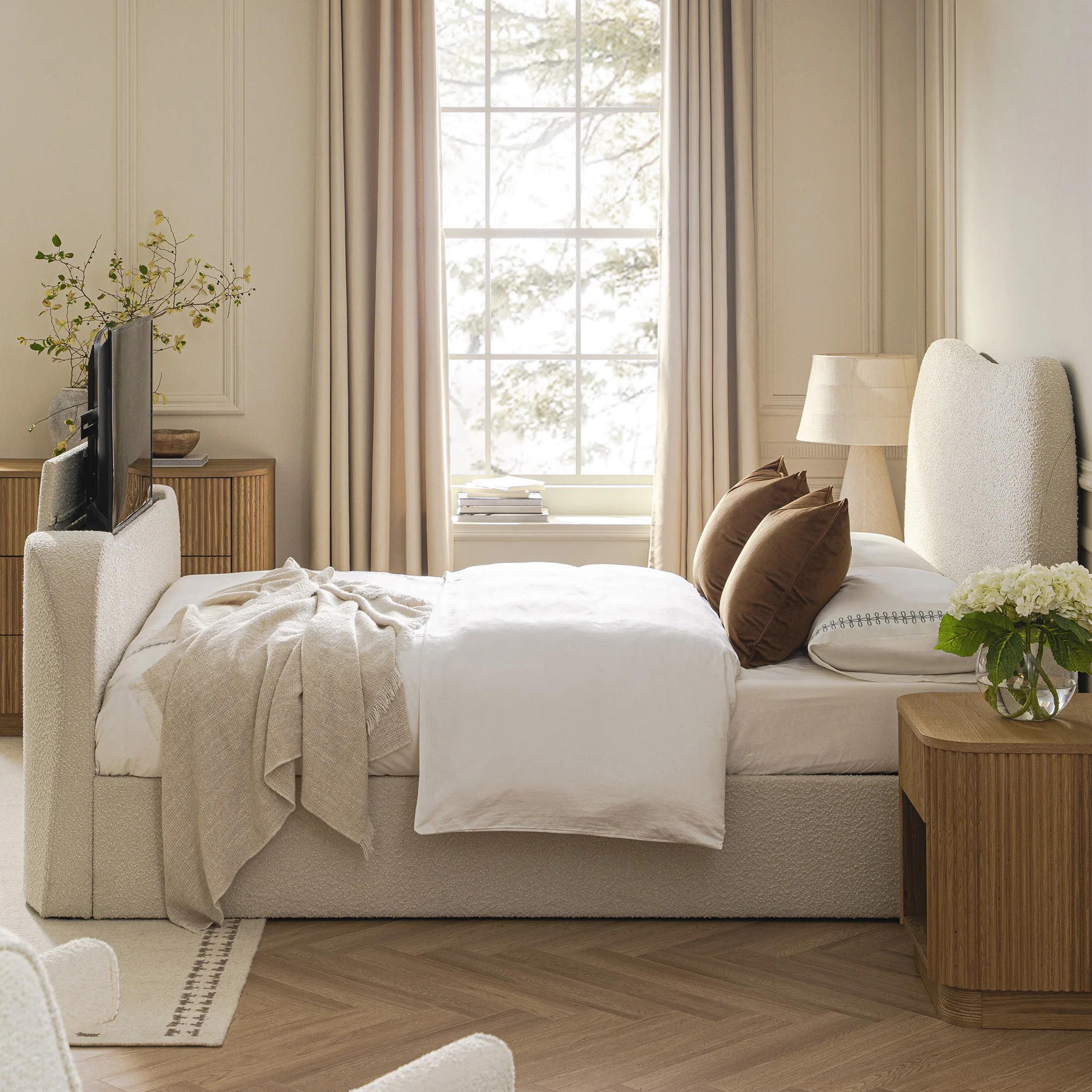 Egerie Curved Headboard Beige Boucle Ottoman TV Bed - Image 5