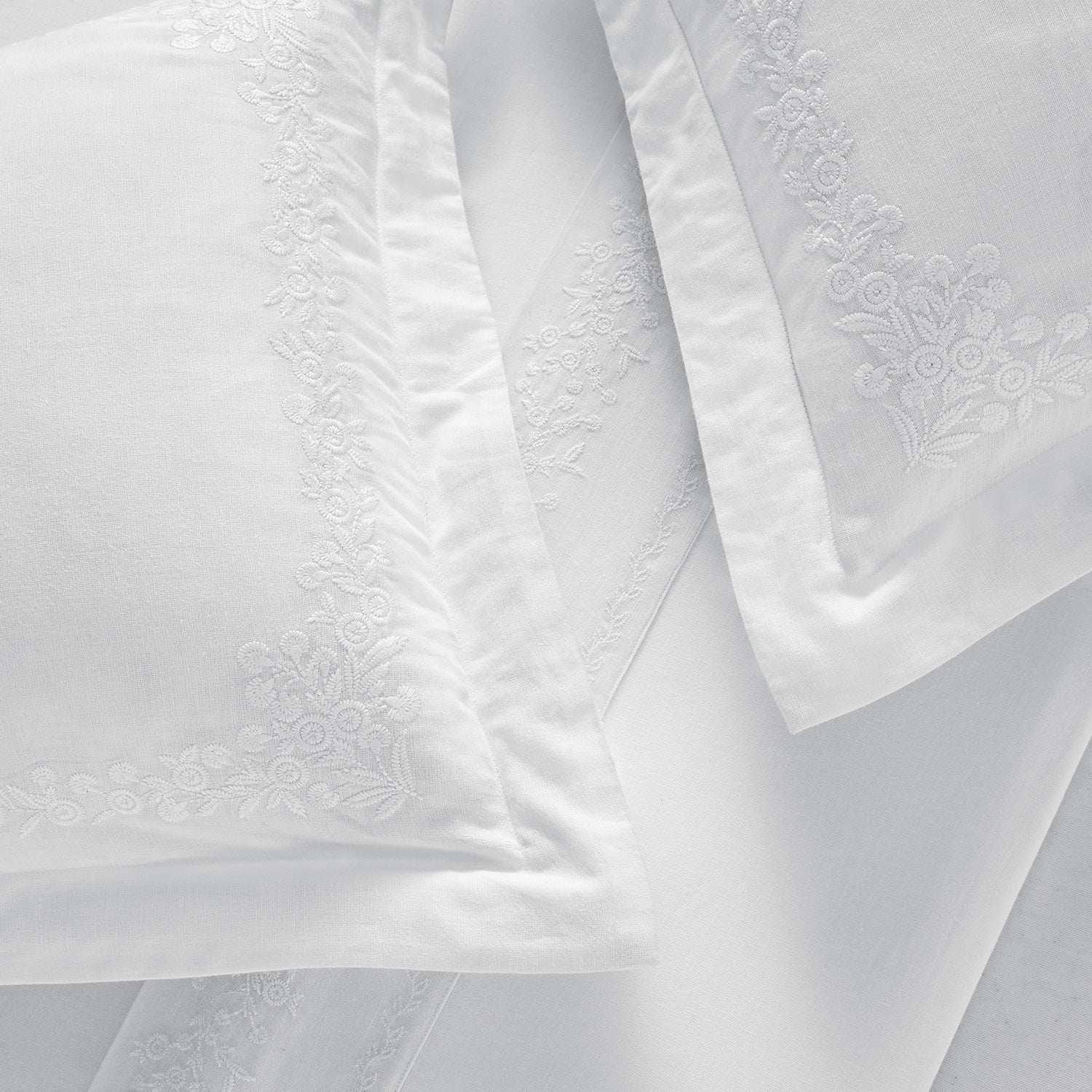 Esmeralda White Floral Embroidered Linen Blend Duvet Set - Image 11