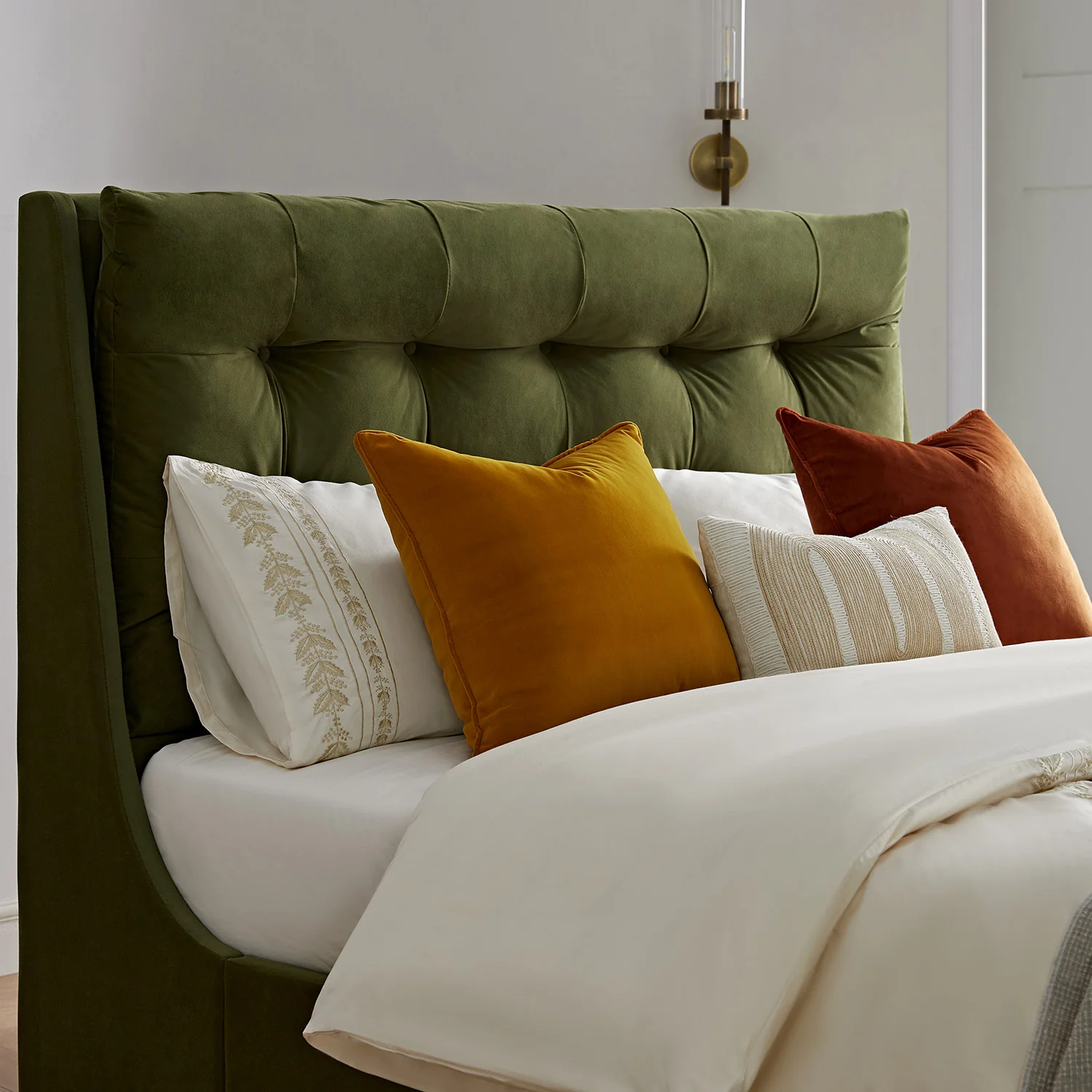 Hadley Moss Green Velvet Ottoman TV Bed - Image 7