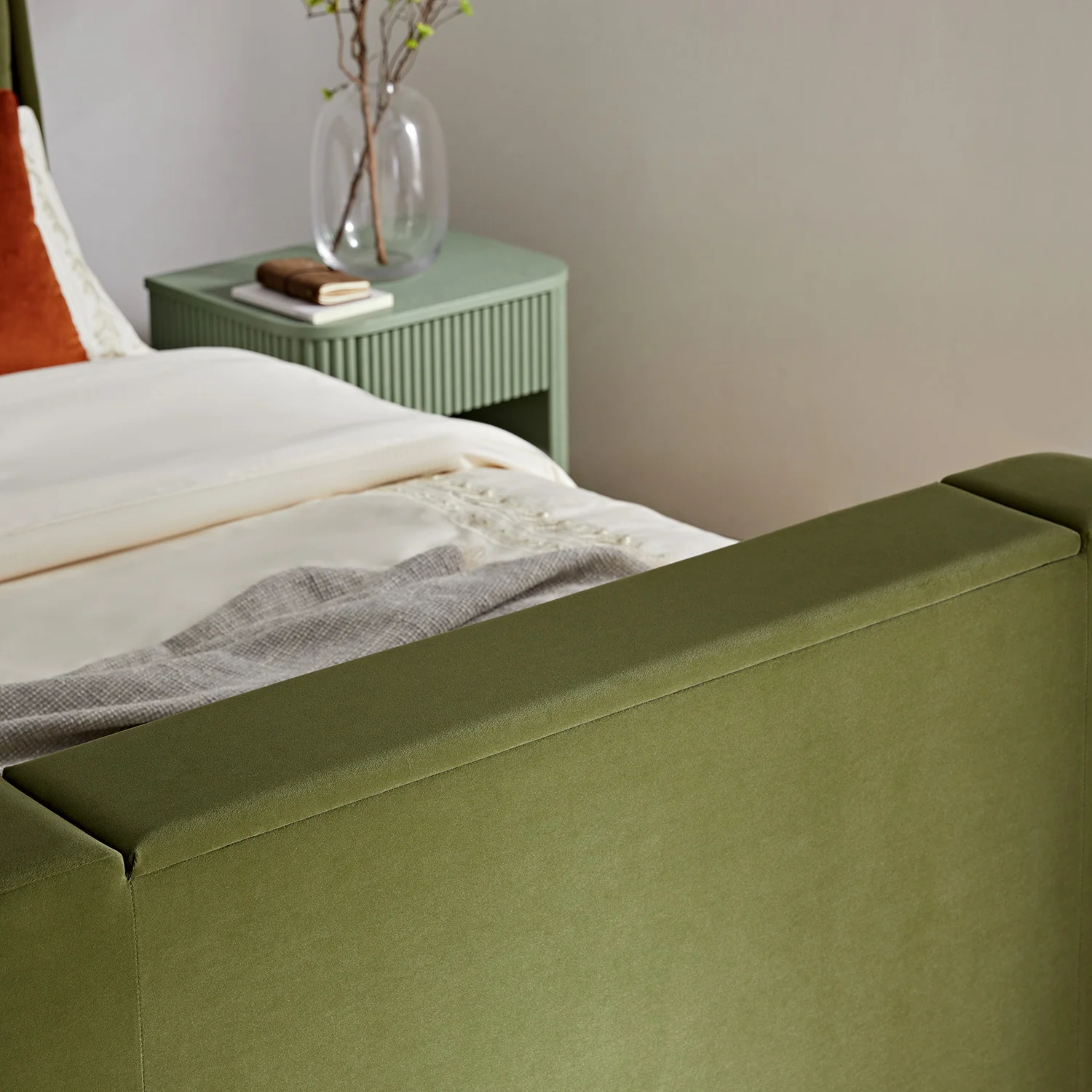 Hadley Moss Green Velvet Ottoman TV Bed - Image 9