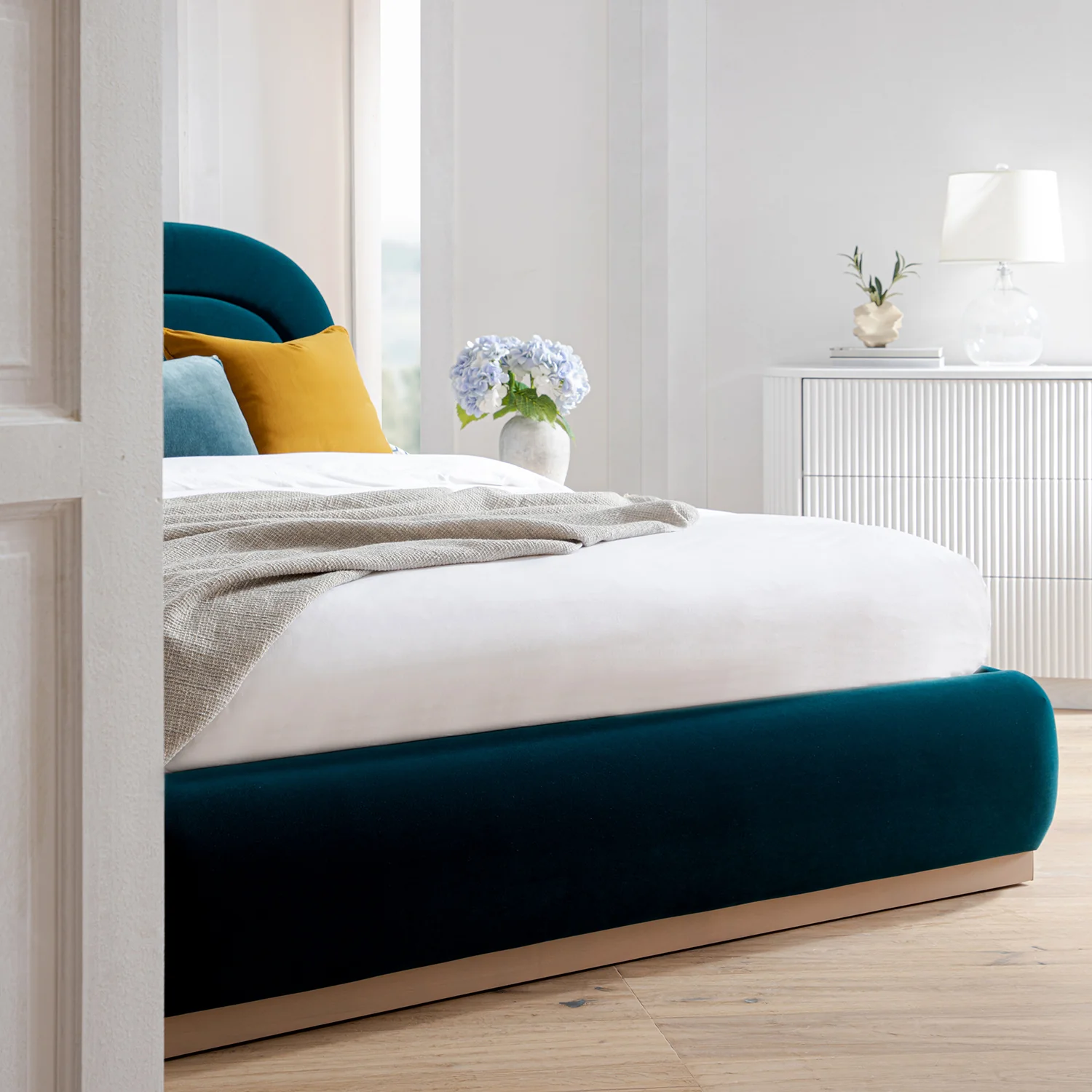 Luella Upholstered Wooden Plinth Base Storage Bed, Teal Velvet - Image 6