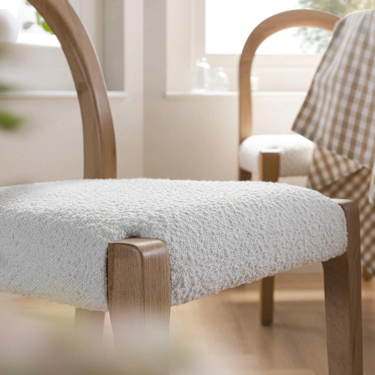 Lumi Dining Chair, Ecru Boucle | Natural Oak Frame - Image 5