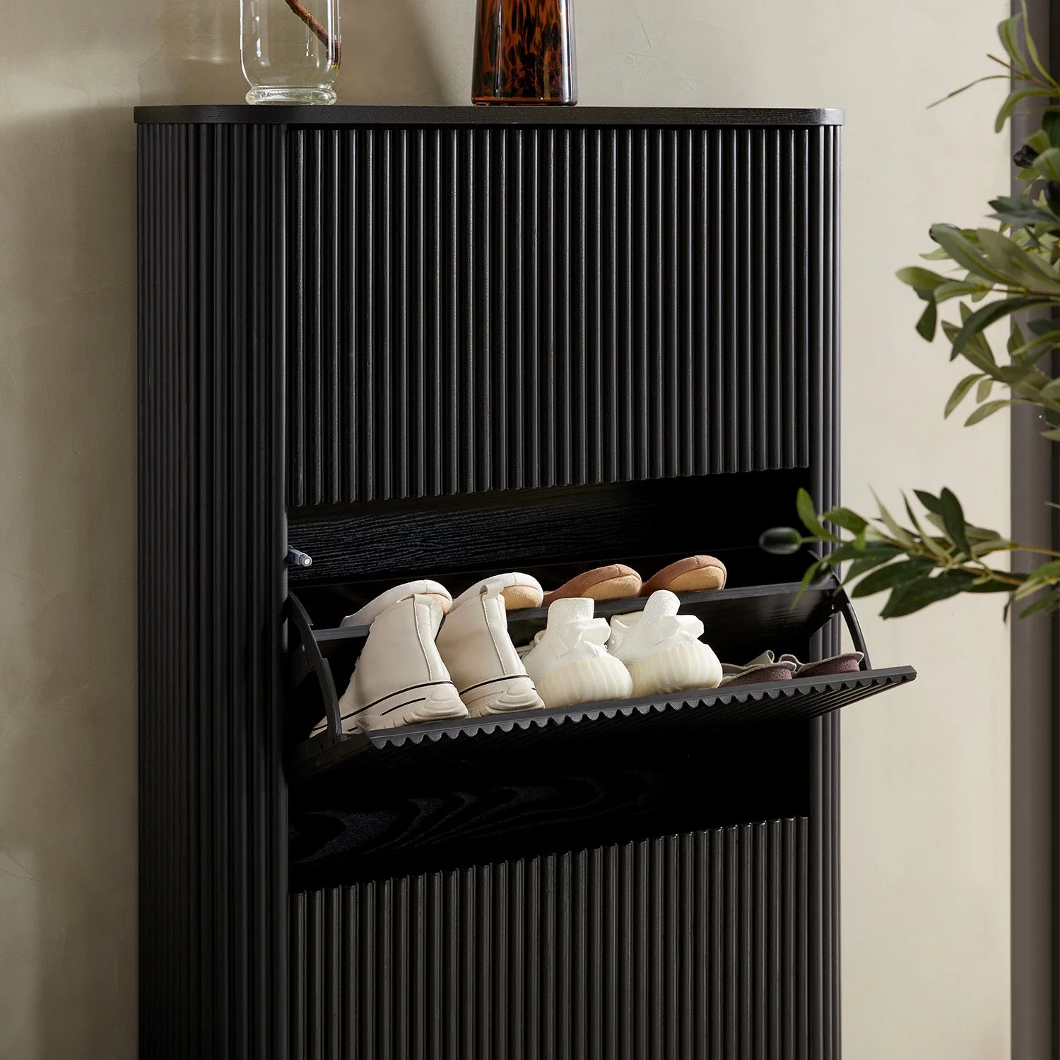 Maru 3-Door Shoe Storage Cabinet, Black - Image 4