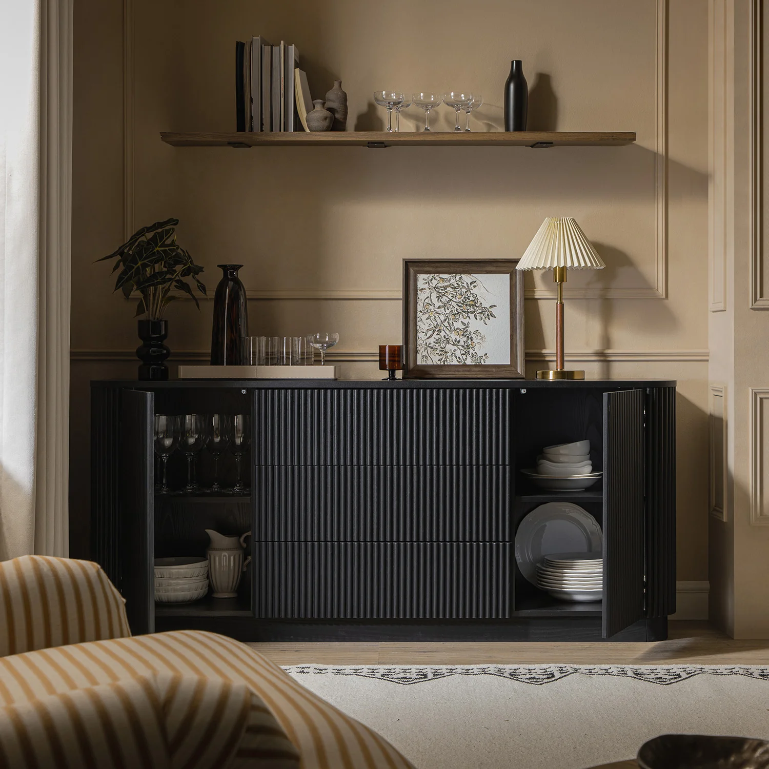Maru Large 2-Door Sideboard with Drawers, Black - Image 3