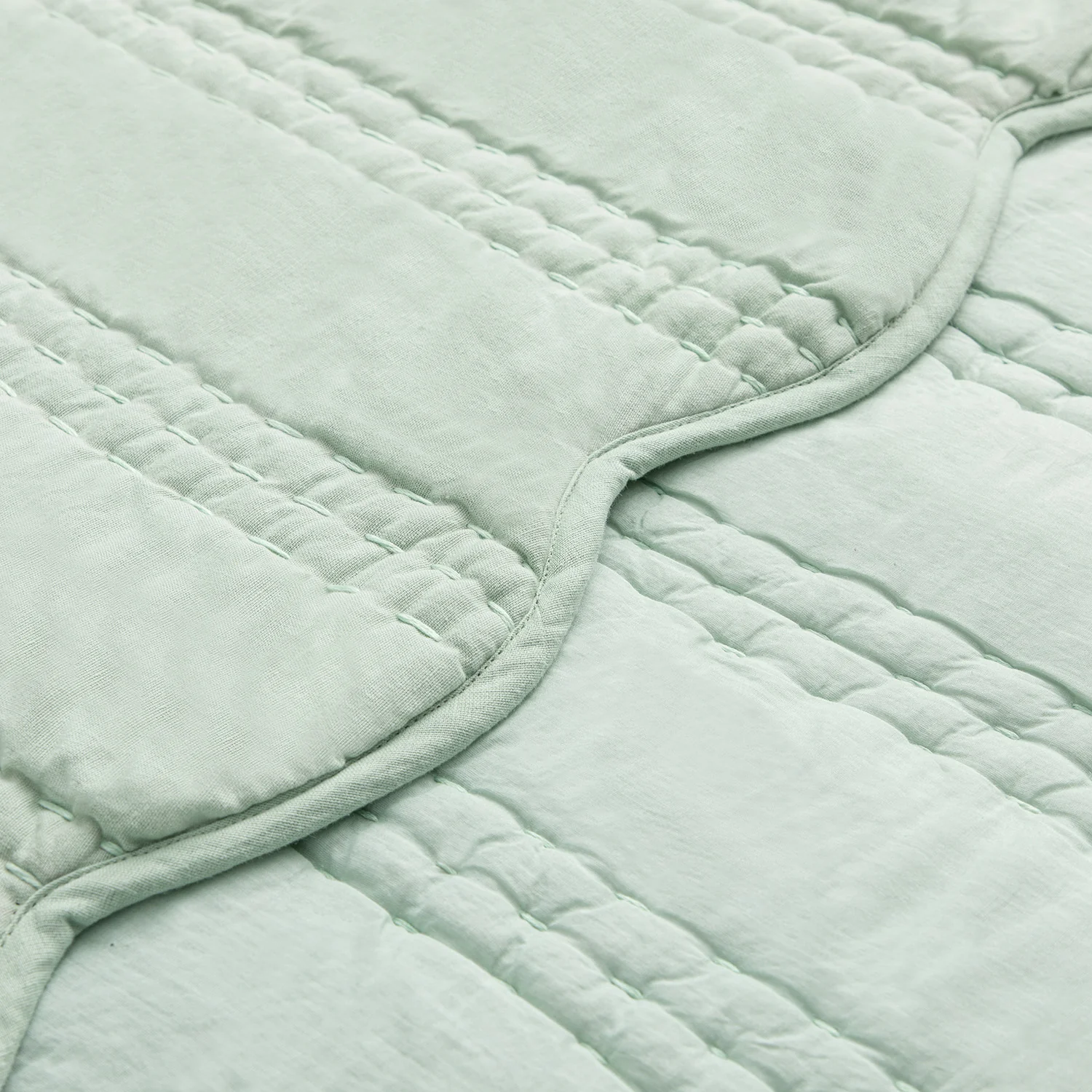 Matilda Seafoam Green Scallop Quilted Linen Blend Bedspread - Image 5