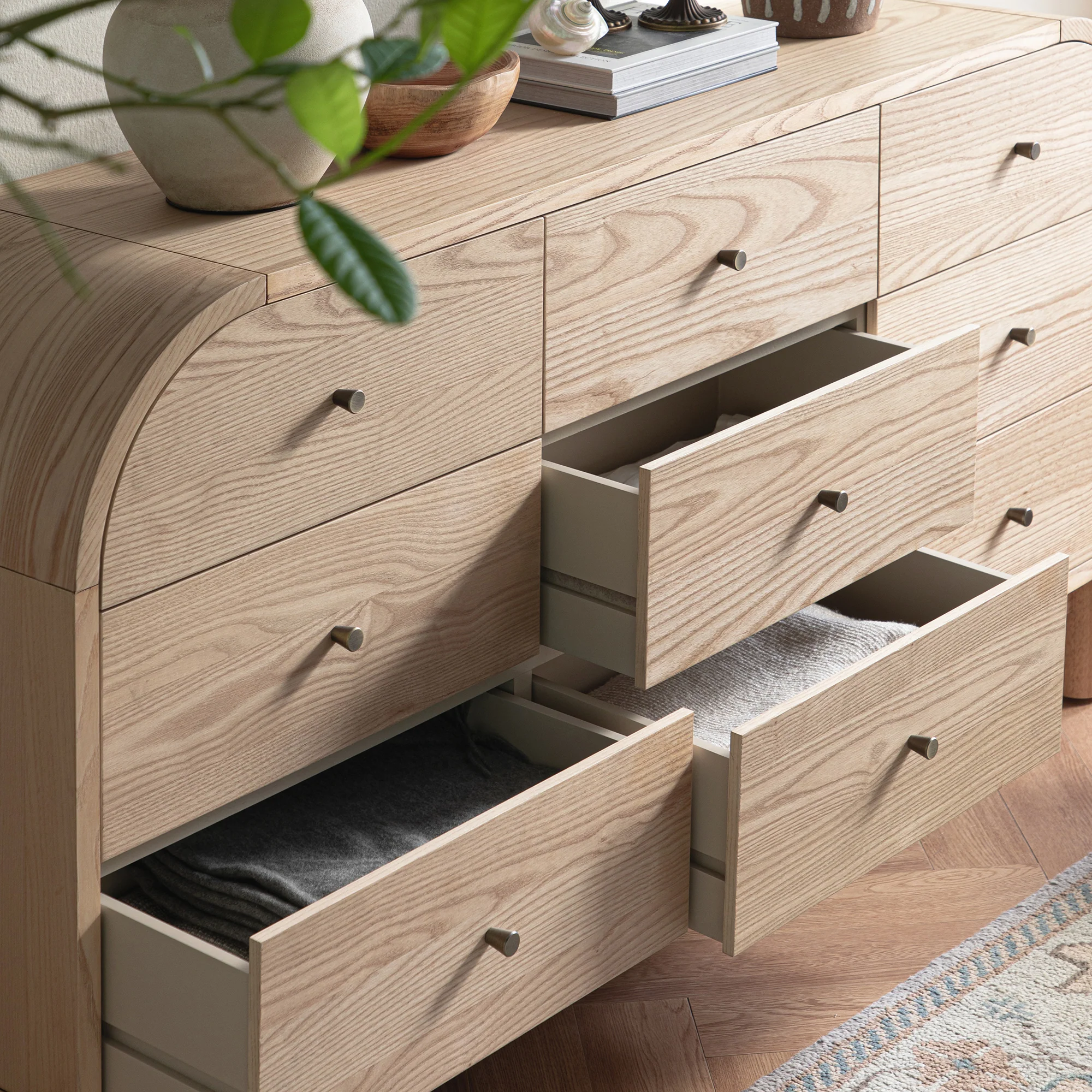 Maude 9 Drawer Chest, Natural Ash - Image 3