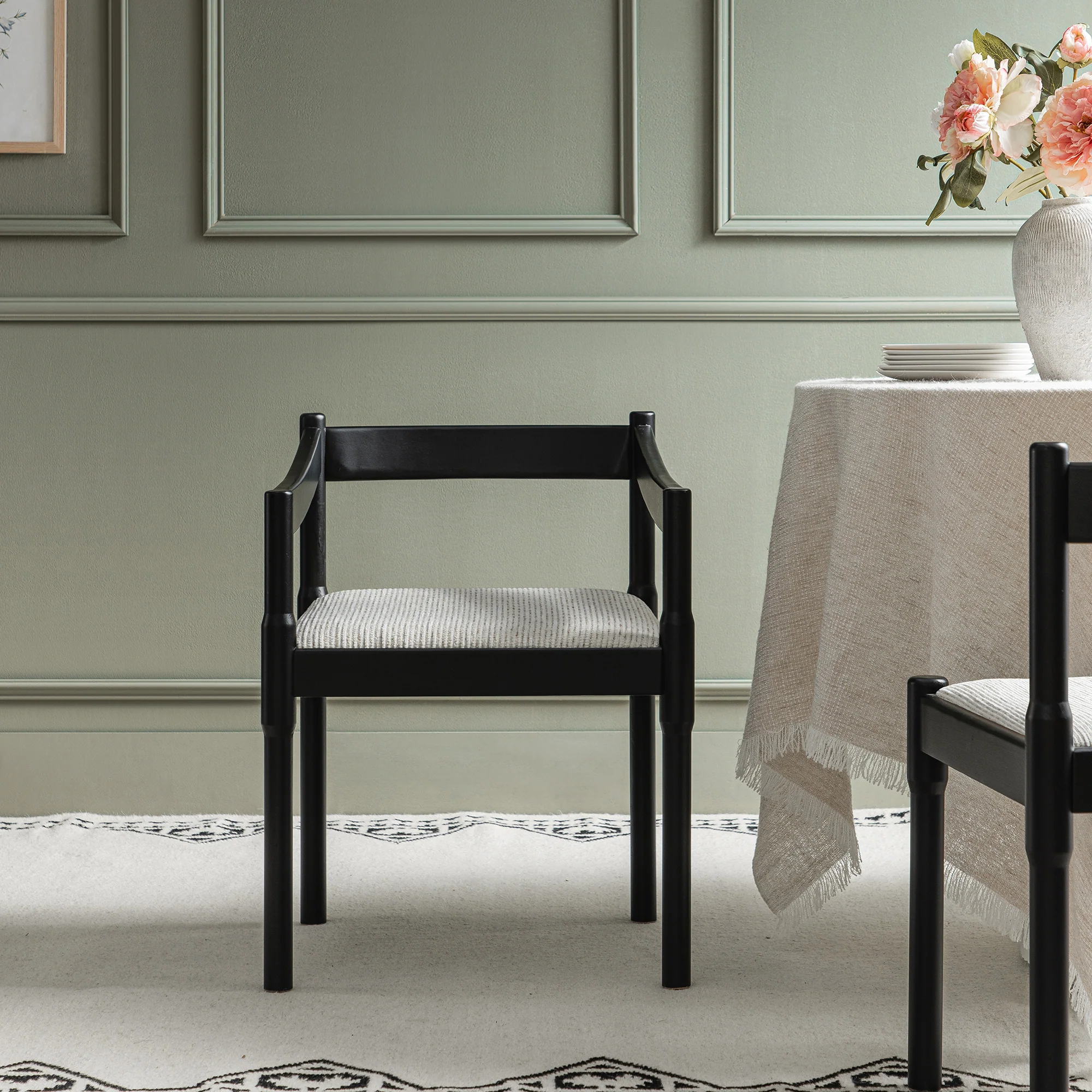 Minley 2-in-1 Carver Chair, Black Matte - Image 5