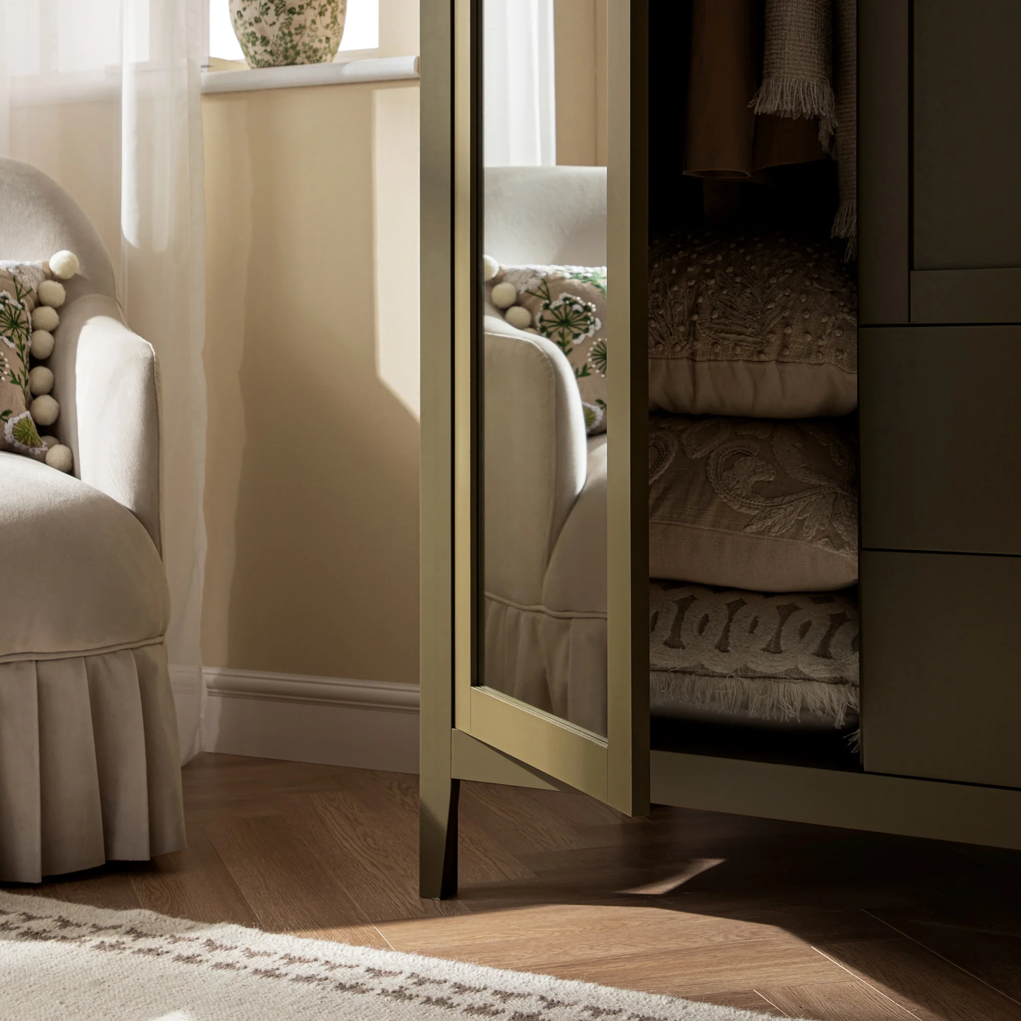 Oakham Mirrored Double Wardrobe, Olive Grove - Image 5