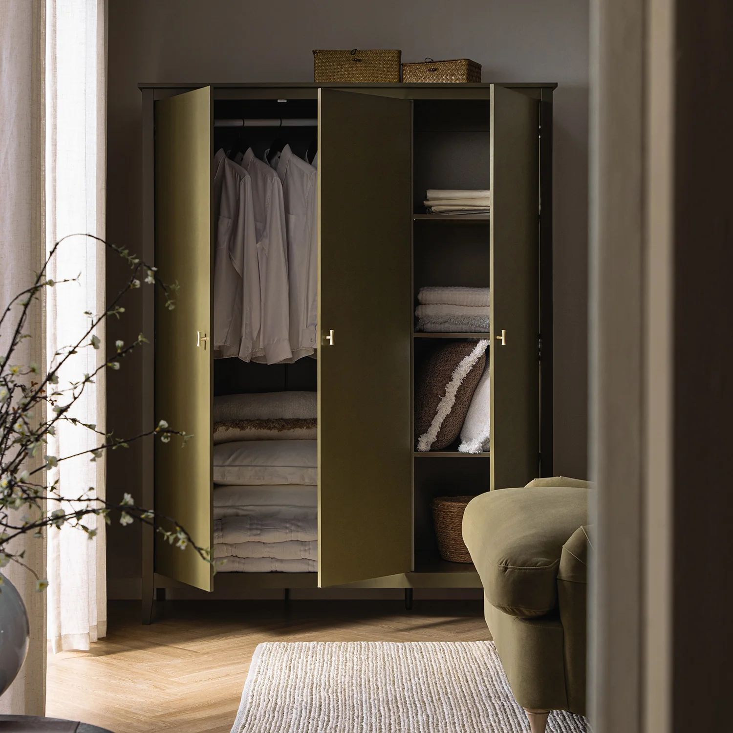 Oakham Triple Wardrobe, Olive Grove - Image 3