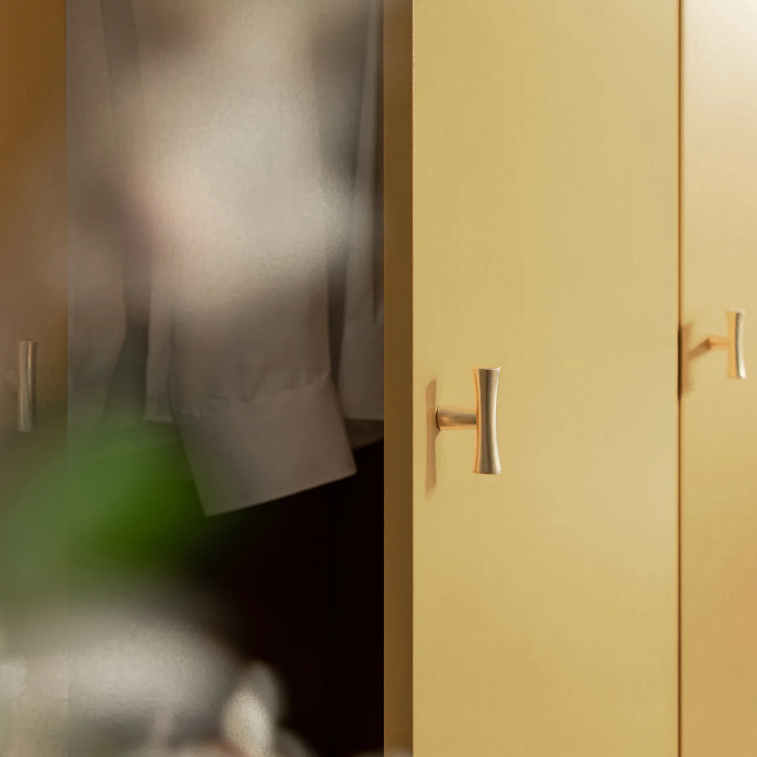 Oakham Triple Wardrobe, Rattan Yellow - Image 5