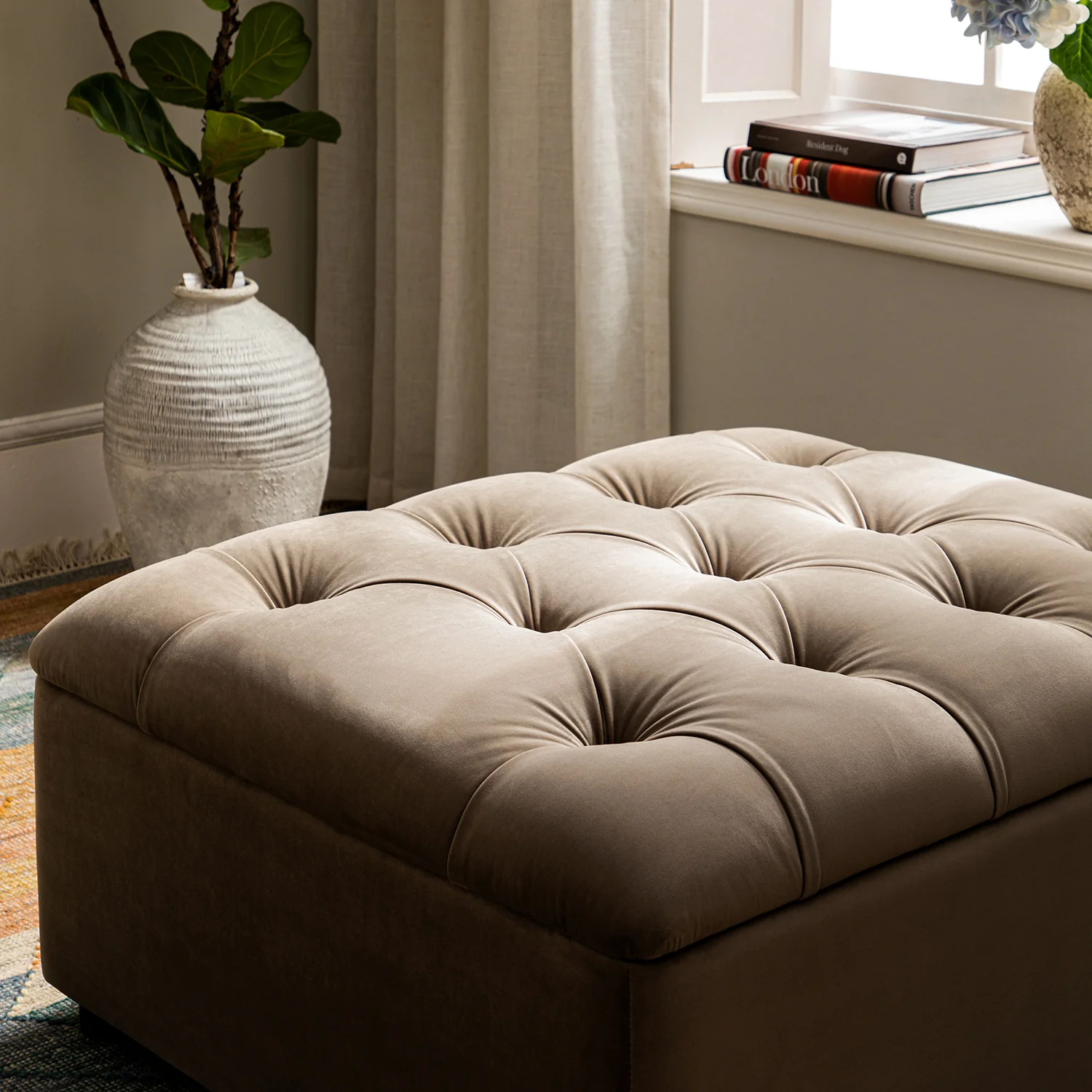 Portland Single Buttoned Fold-Out Bed in Ottoman, Mink Velvet - Image 9