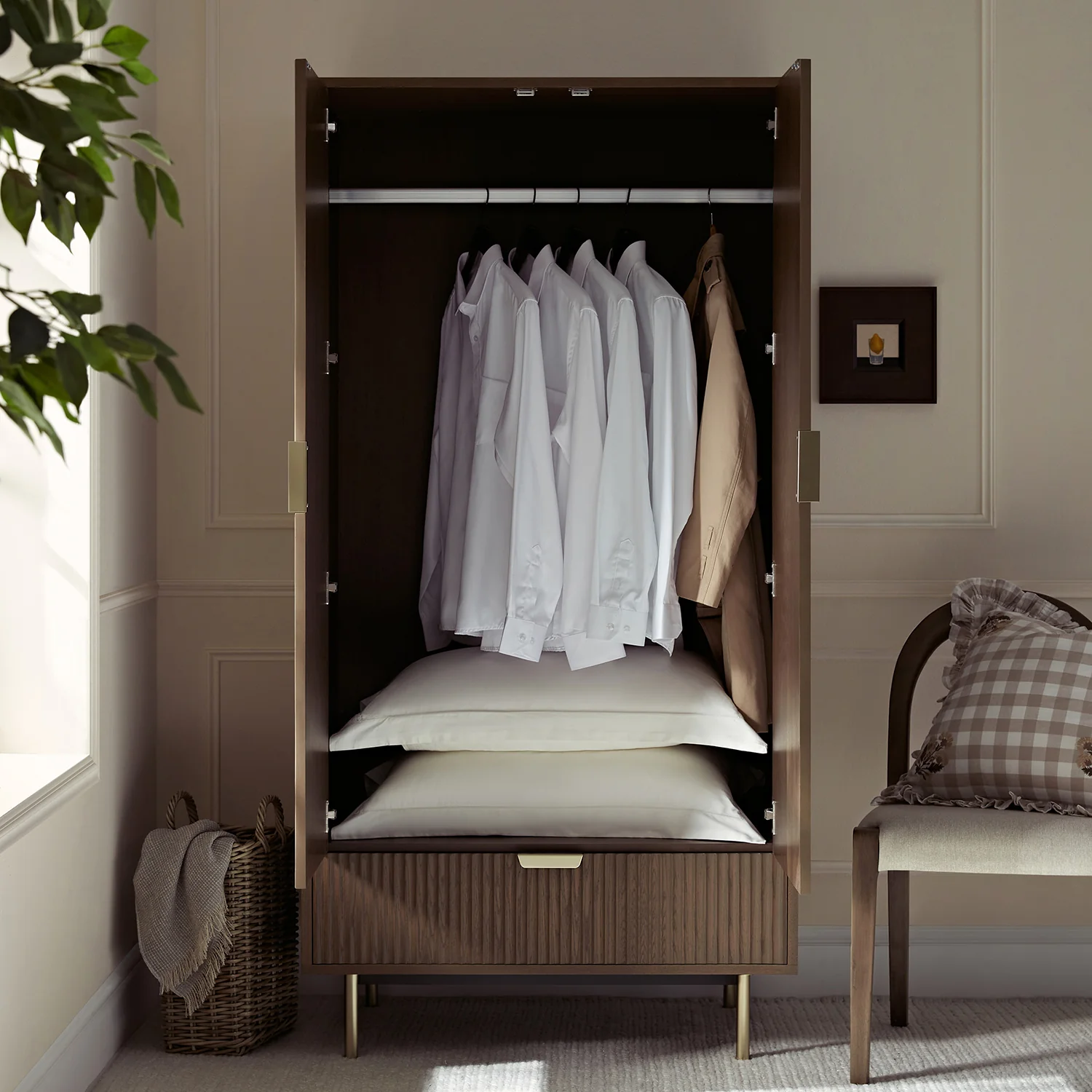 Richmond Ridged Double Wardrobe with Drawer, Dark Ash - Image 3